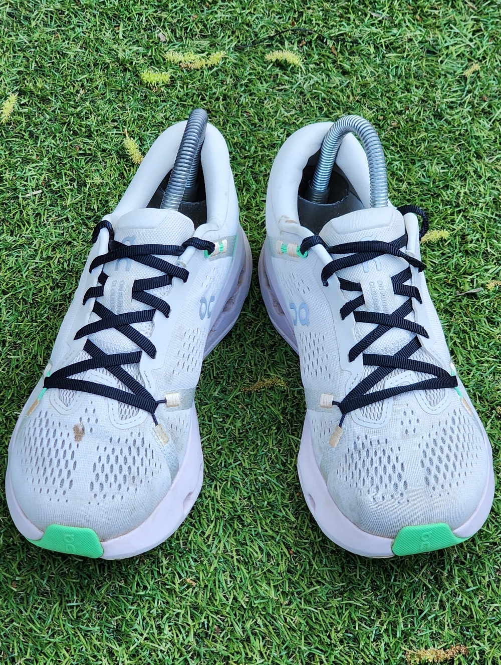 ON CLOUDSURFER - Womens Sneakers - SIZE 7.5 - ((Shoes Have Some Stain)) - Picture 2 of 11